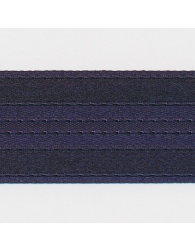 Stripe Satin Ribbon 96 Dark Navy d'Europe débarque